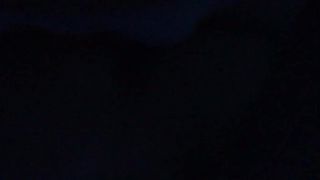 Al buio mi dà il culo