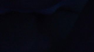 Al buio mi dà il culo