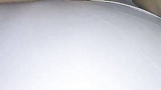 Una vergine che mi manda un video durante la notte