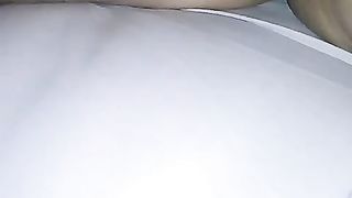 Una vergine che mi manda un video durante la notte