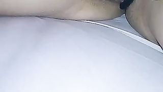 Una vergine che mi manda un video durante la notte