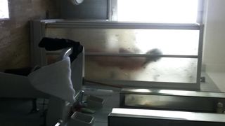 La collega sotto la doccia