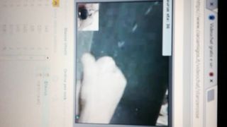 Amico Taurus sborra sulle foto di mia moglie