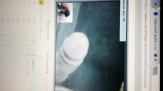 Amico Taurus sborra sulle foto di mia moglie