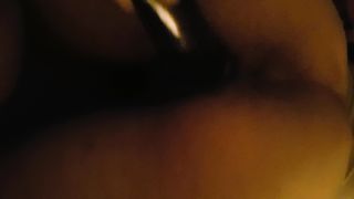 Lei si masturba così...