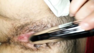 QUANDO TI ASPIRA IL DITO NEL CULO E GODE