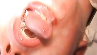 Doccia... di sborra!