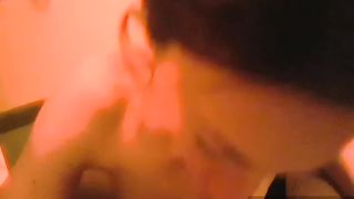 Ragazza Italiana  porca lo succhia bene