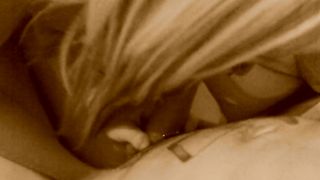 Biondina bravissima mi succhia il cazzo