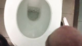 Public masturbation on toilette!