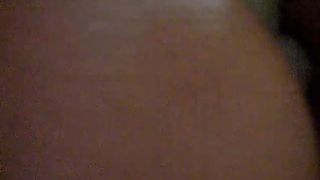 Mi mettono un dildo nel culo al sexy shop