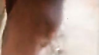 La Dottoressa Romana nella doccia