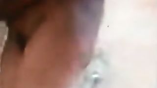 La Dottoressa Romana nella doccia