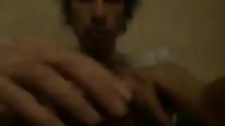 Peppe Fetish si masturba per le donne