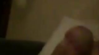 Peppe Fetish si masturba per le donne