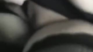 Scopata in un parcheggio