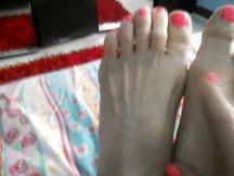 MANYA: I MIEI PIEDINI SMALTATI PER I MIEI FETICISTI