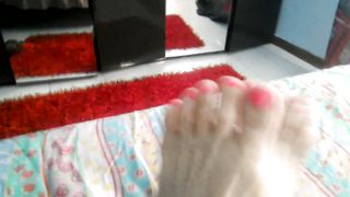 MANYA: I MIEI PIEDINI SMALTATI PER I MIEI FETICISTI