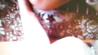 Fisting anale a due mani