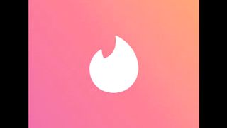 Troia di Roma conosciuta su tinder...