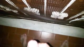 Sega dal balcone al mare