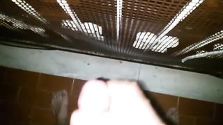 Sega dal balcone al mare