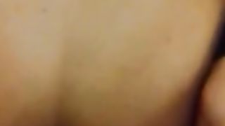 Mia moglie dà il culo ad un suo cliente