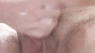 Si insapona il cazzo