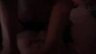 Trans incula la moglie del cornuto!