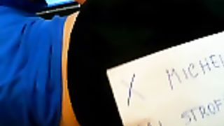 Self-spanking mentre mi struscio a pancia sotto