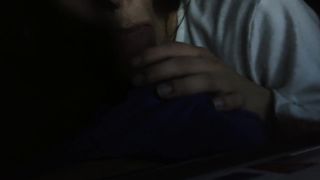 La mia PUTTANELLA mi succhia e sega il cazzone !