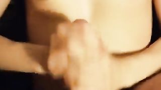 SBORRO le sue TETTINE con il mio cazzone