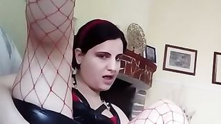 Alla SARDA piace sditalinarsi la fica !