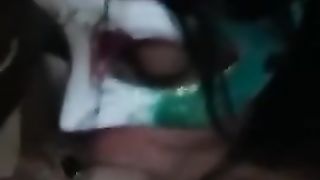 Anteprima del video: Mia moglie AFFONDA la bocca sul mio cazzone