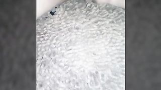 La new 18enne Sabrina mi omaggia per averla sverginata con delicatezza