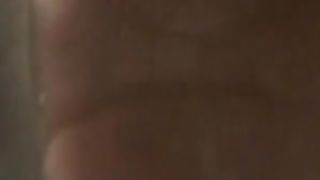 DUE COLPI DA UN AMICO PRIMA DI USCIRE