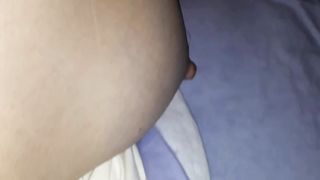 Quella zoccola di mia moglie mentre dorme