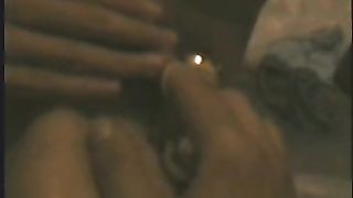 Le sfilo le palline dalla figa bagnata...