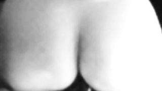 Pt 1°. La mia schiava si sfonda la fica...