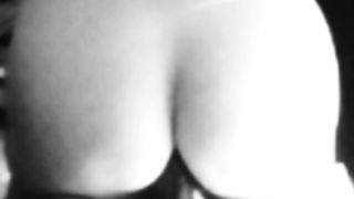 Pt 1°. La mia schiava si sfonda la fica...