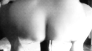 Pt 2°. La mia schiava si sfonda la fica...