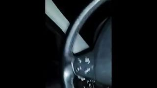 Mi scopo la leva del cambio e squirto!