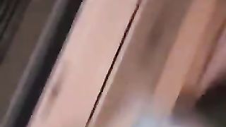 Bionda porca si fa chiavare