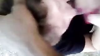 Signora fa le corna a suo marito con un profugo senegalese