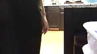 Si porta a casa un ragazzo di colore appena conosciuto