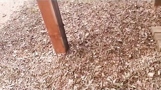 Anteprima del video: Me la scopo nel parco mentre piove!