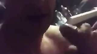 Sono una Troia gratuita...se mi chiami,  vengo da te