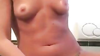 Anteprima del video: Mi sborri nella fica