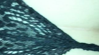 Inculata con sborrata tutta nel culo