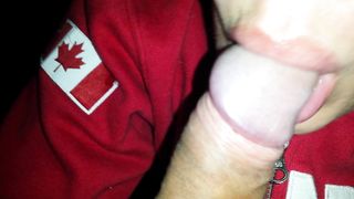 QUESTO È UN POMPINO CON I FIOCCHI